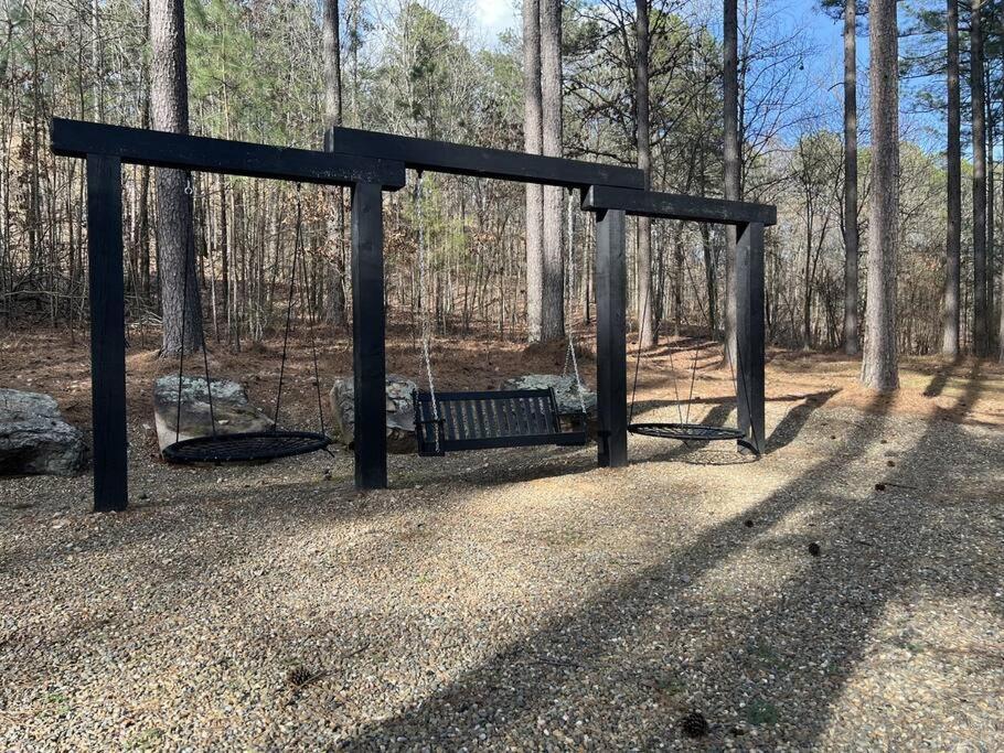 Ember Skye Cabin - 2 Bdr & Bunk Nook/2.5 Bath Broken Bow Luaran gambar