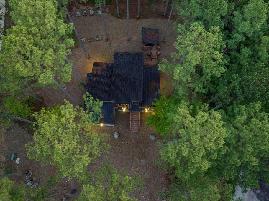 Ember Skye Cabin - 2 Bdr & Bunk Nook/2.5 Bath Broken Bow Luaran gambar